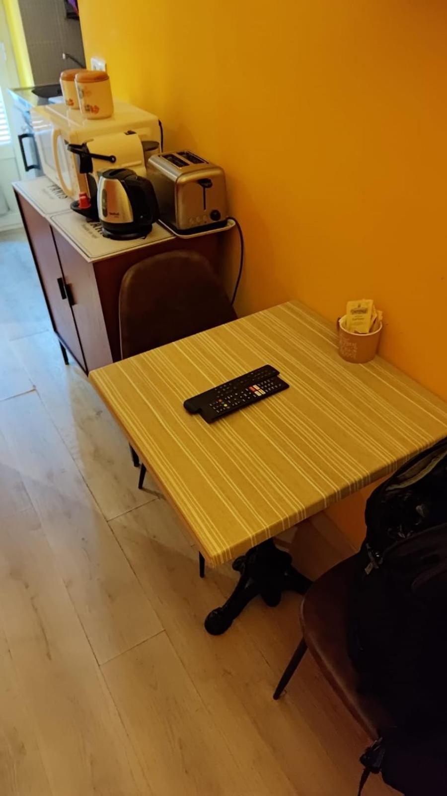 Little Studio In Rue Biscarra นีซ ภายนอก รูปภาพ
